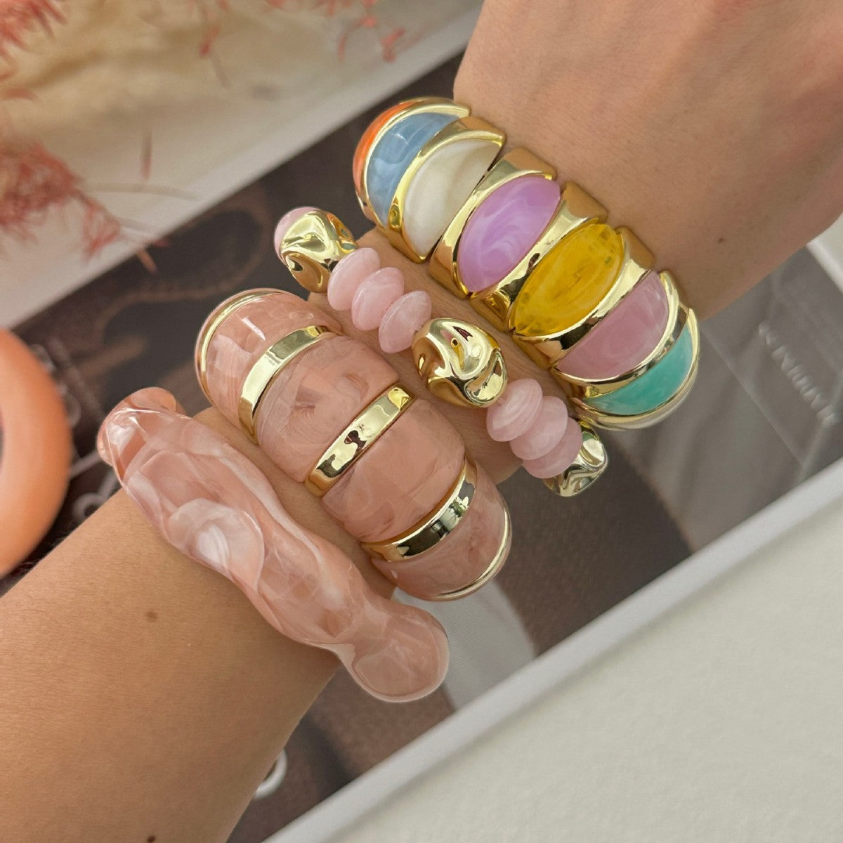 Dopamine Vacation Style Wide-brimmed Niche Design Bracelet