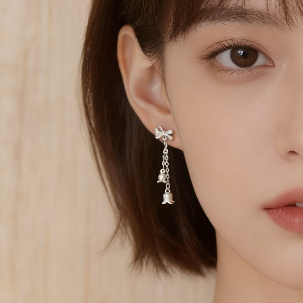 Korean Style Fresh Bow Tassel Design Thread Tightening Stud Earrings