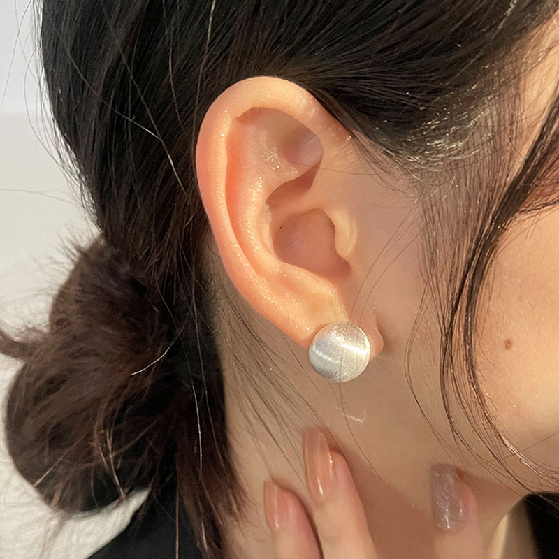 Boucles d'oreilles de style givré pour femme, boule de tempérament brossé