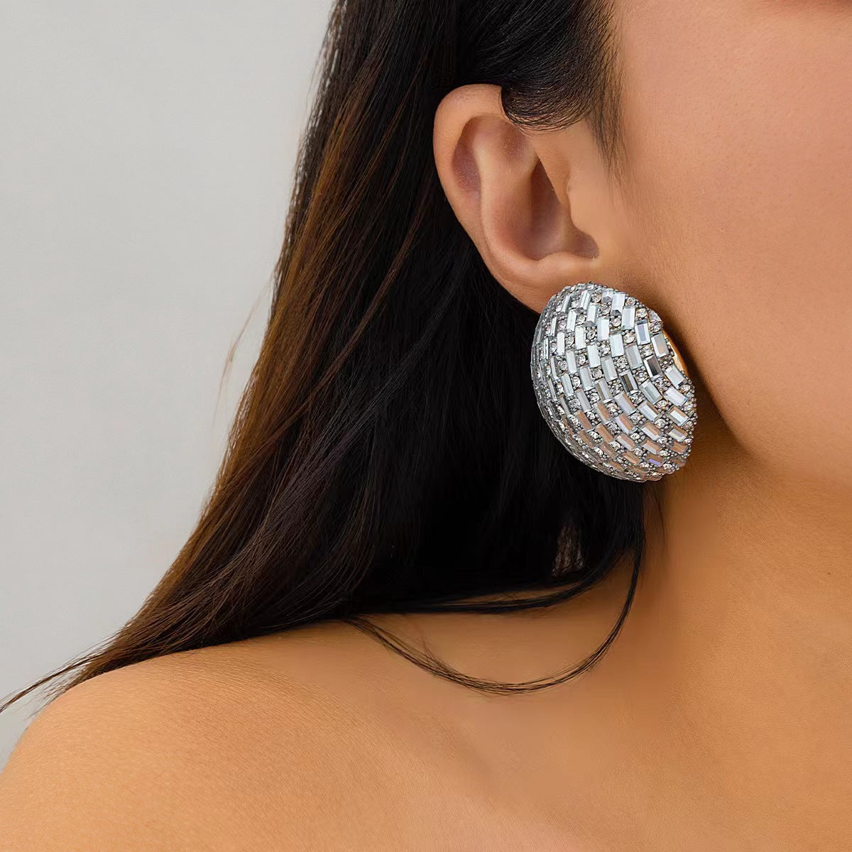 Circle Metal Button Ear Elegant Generous Earrings