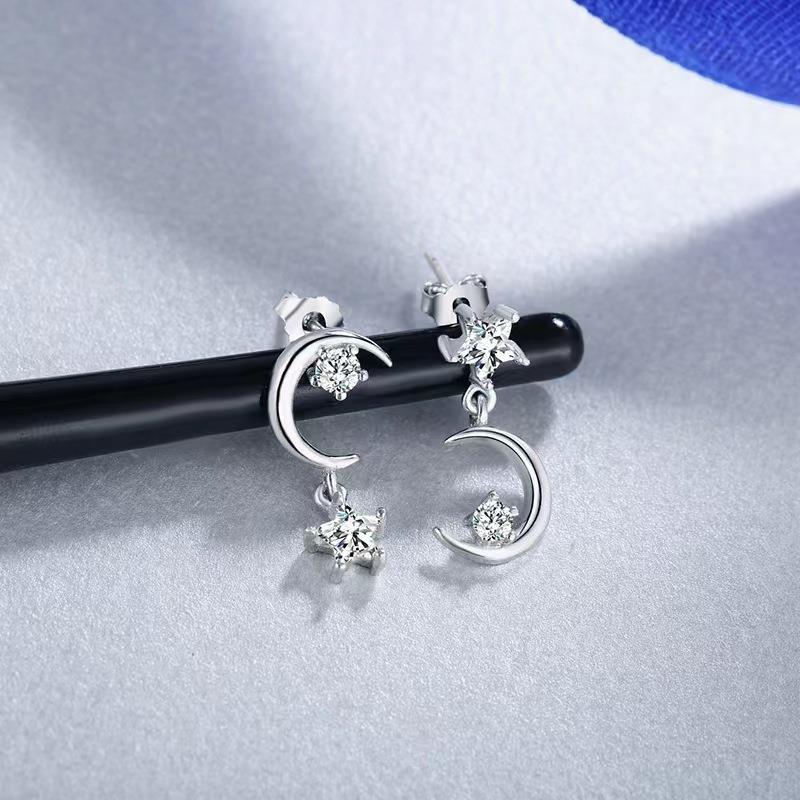 Moon Asymmetric Trendy Simple Temperamental Minority Earrings