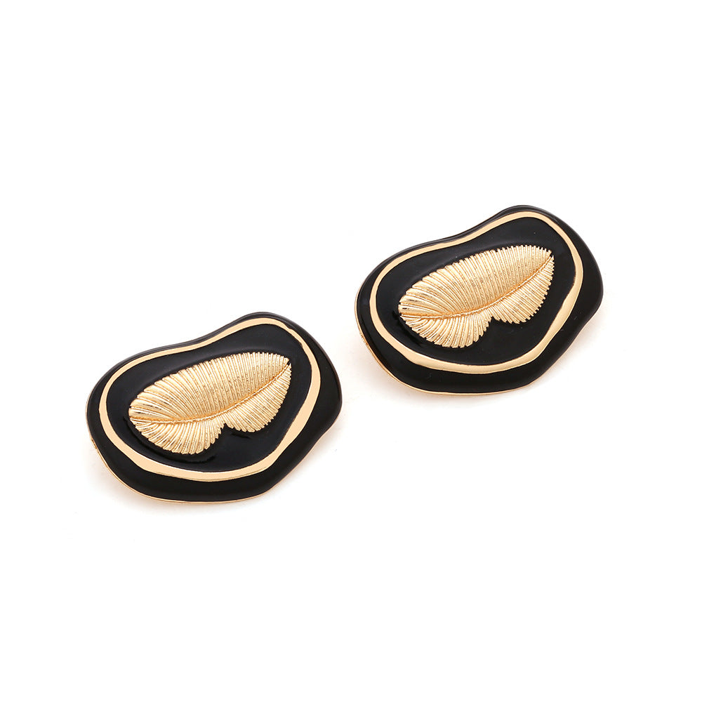 Women's Sexy Dripping Oil Lip Simple Alloy Enamel Paint Rings