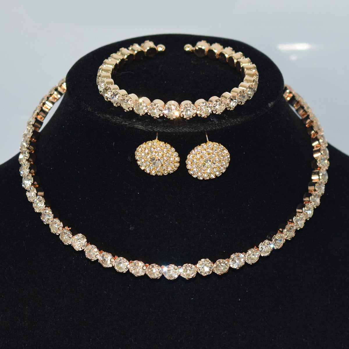 Cool Fashion Rhinestone Collar Bridal Short Bracelets