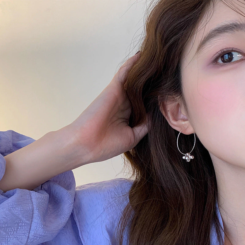 Women's Needle Circle Floral Ball Design Sense Ear Simple Temperament Earrings