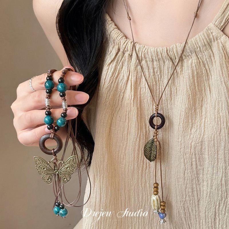 Chinese Style Butterfly Leaves Ceramic Oval Necklace