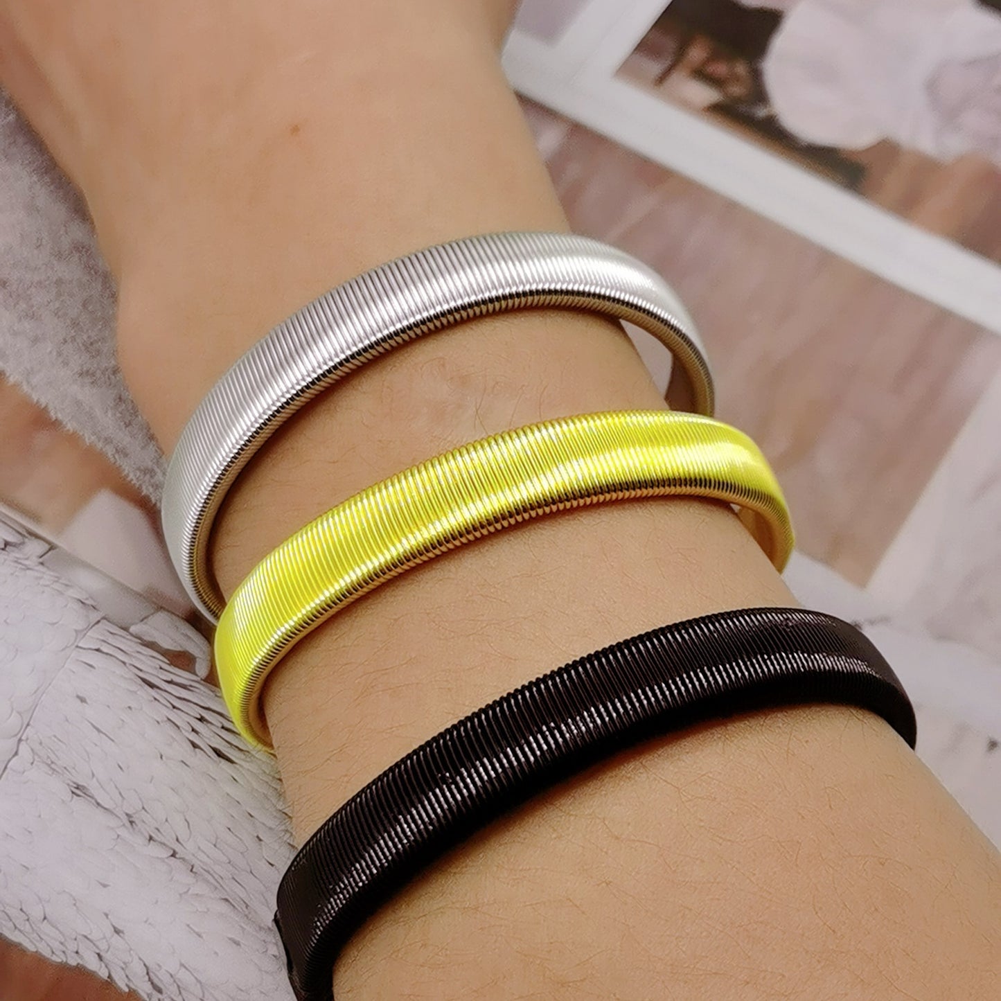 Men's Cocktail Armband Metal Spring Elastic Bangle Bracelets
