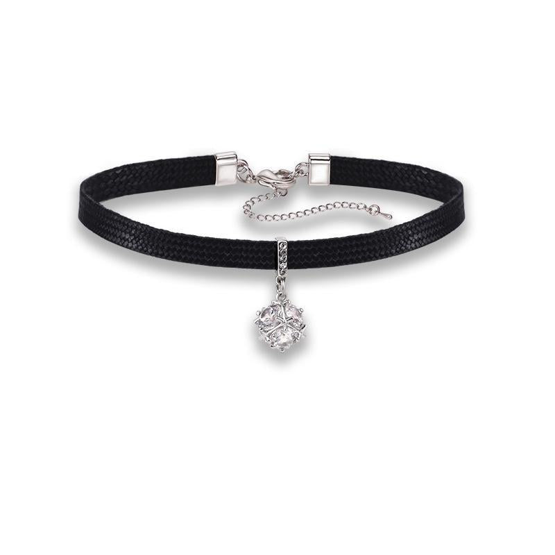 Women's Black Rope Fresh Clavicle Chain Short Neckband Collar Necklace