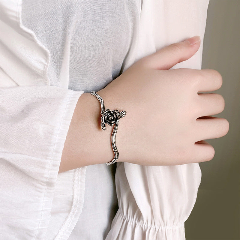 Women's Style Personality Trendy Sier Plated Retro Distressed Design Bracelet