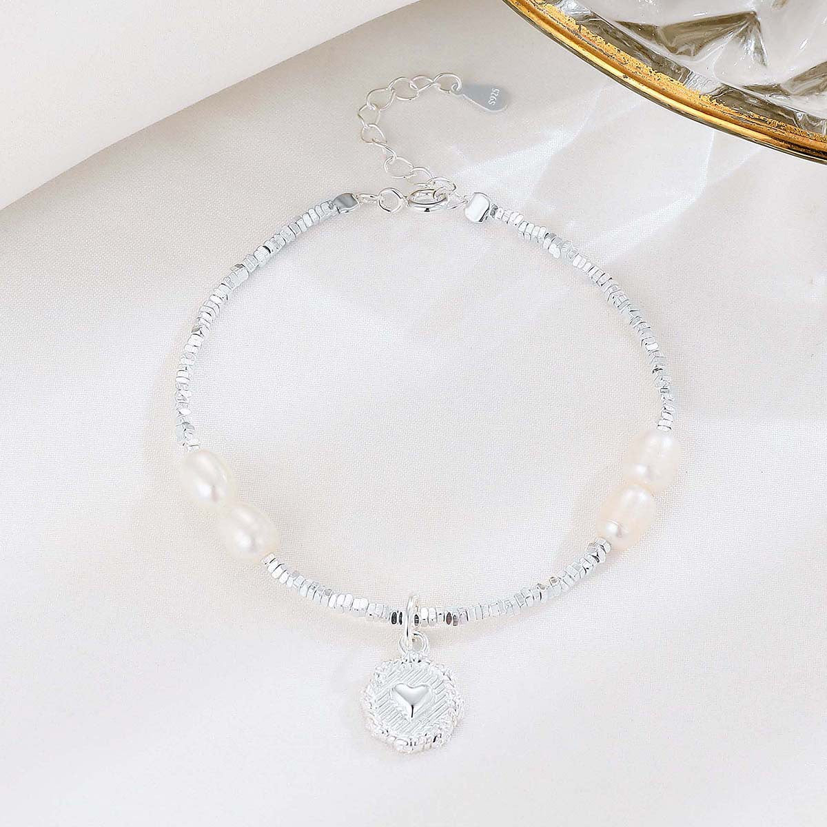 Women's Pearl Heart Square Small Pieces Of Special Bracelets