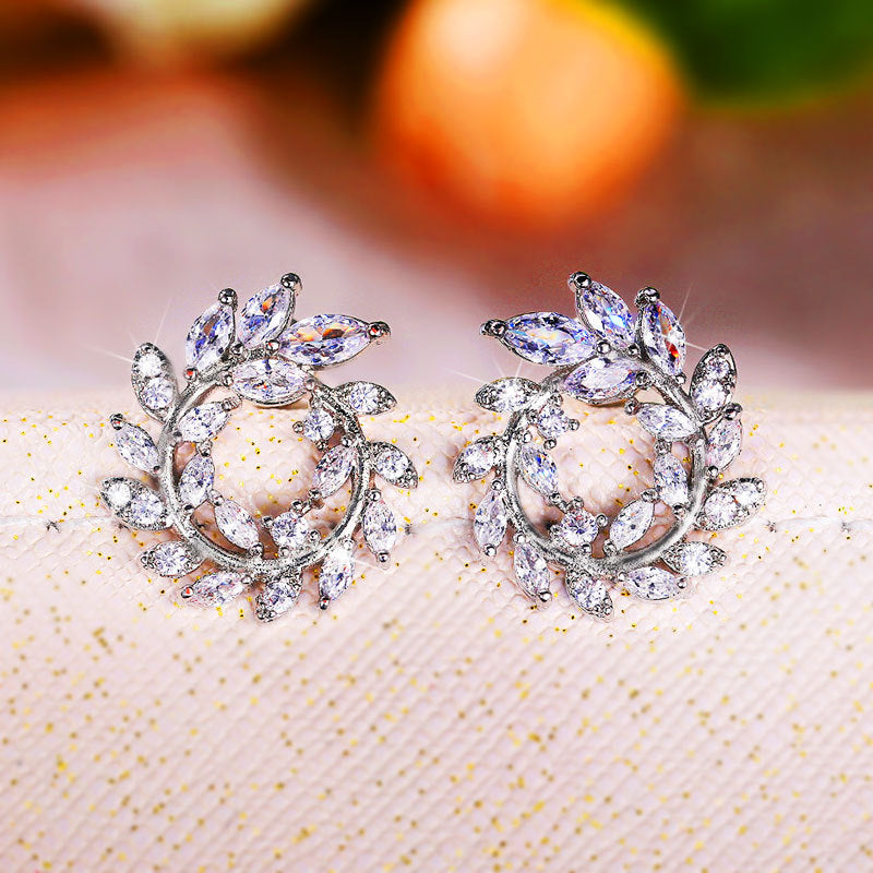 Shi Live Luxury Full Diamond Leaf Earrings