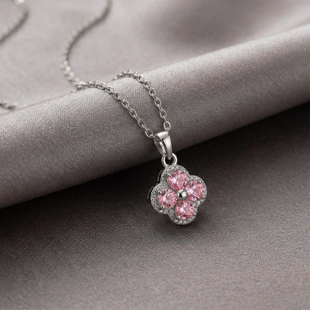 Women's Four-leaf Clover Light Luxury Minority Graceful Necklaces