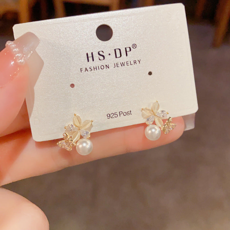 Petal Butterfly Pearl Exquisite Small Daily Commute Rings