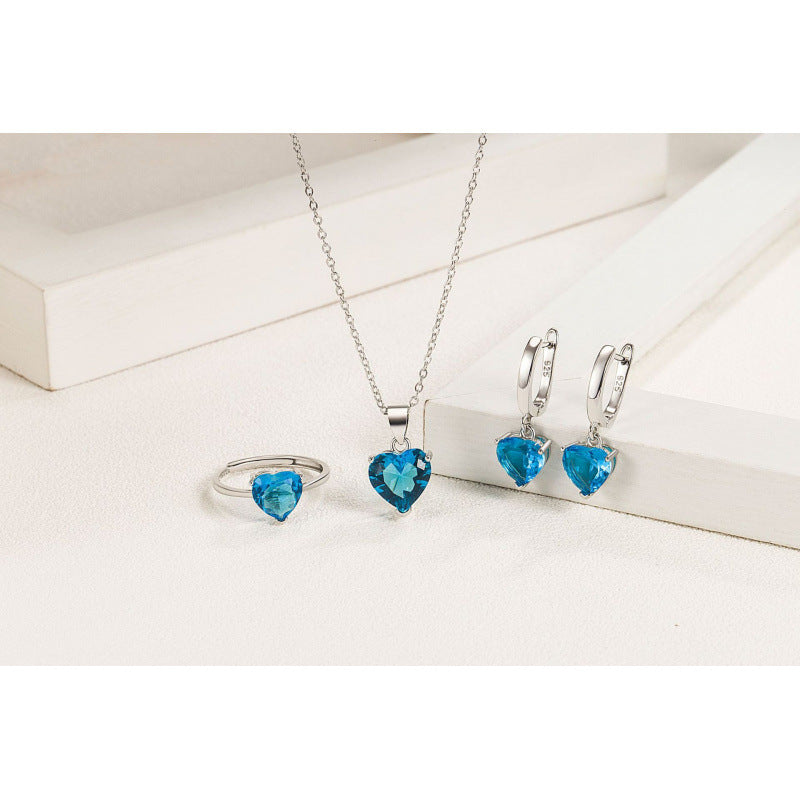 Love Female Personality Creative Open-end Zircon Heart-shaped Pendants