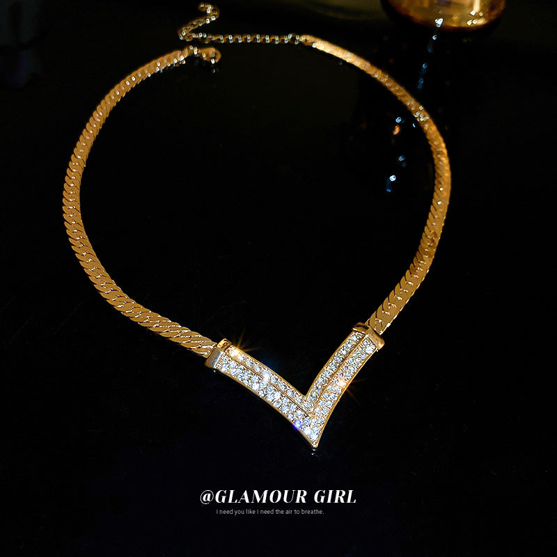 Diamond V-shaped Niche High-grade Light Luxury Clavicle Necklaces