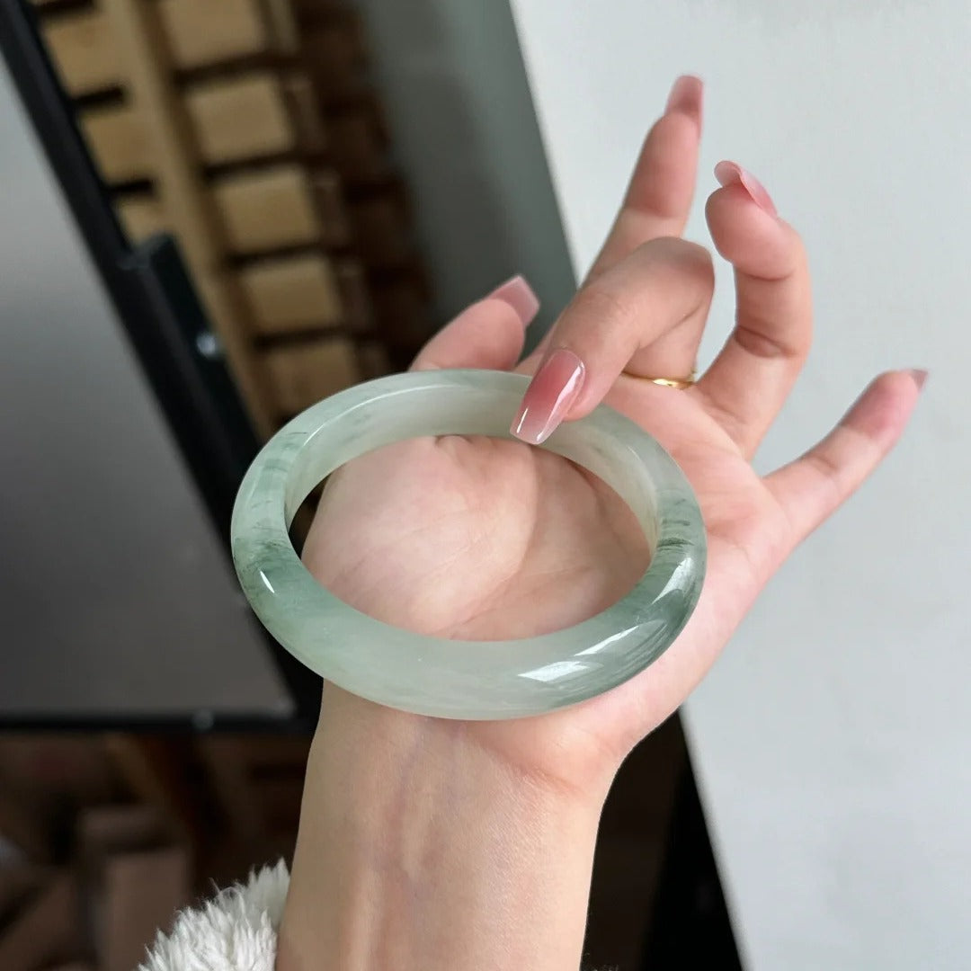 Gold Silk Jade Snow Emerald Flat Bracelet