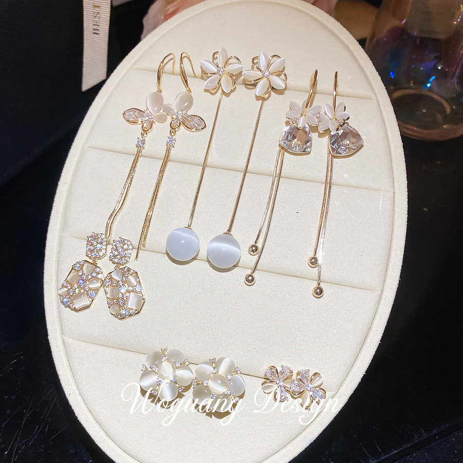 Real Gold Electroplated Zircon Opal Flower Light Ear Clip