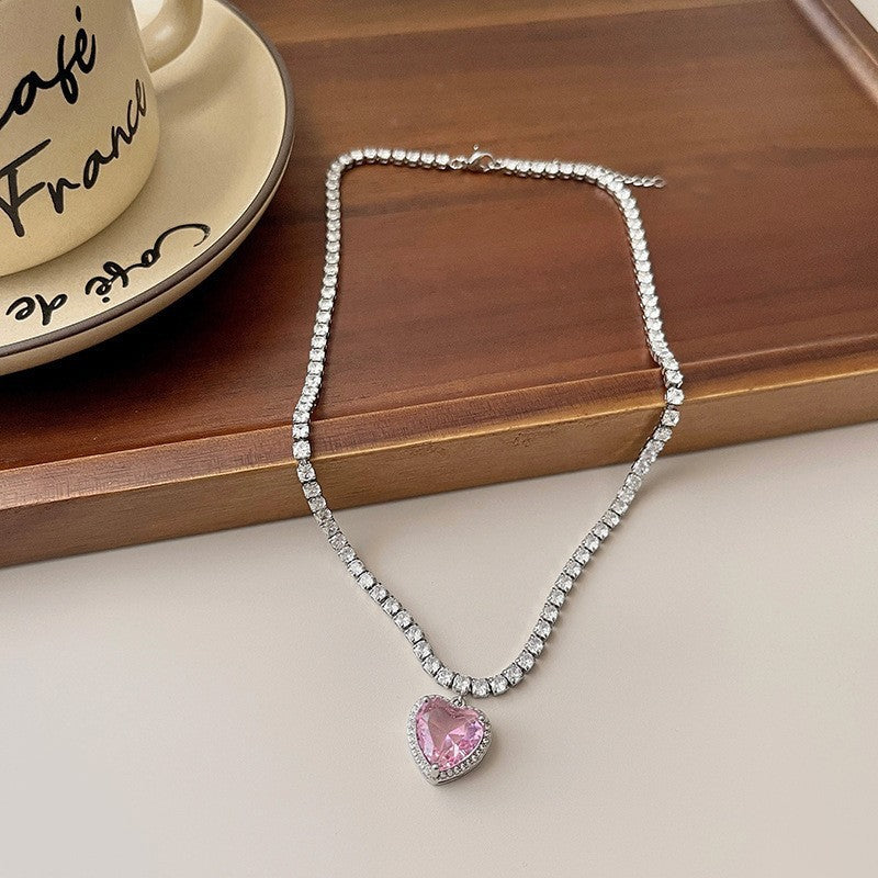 Women's Light Luxury Pink Heart Sweet Three-dimensional Loving Zircon Heart-shaped Rhinestone Necklace