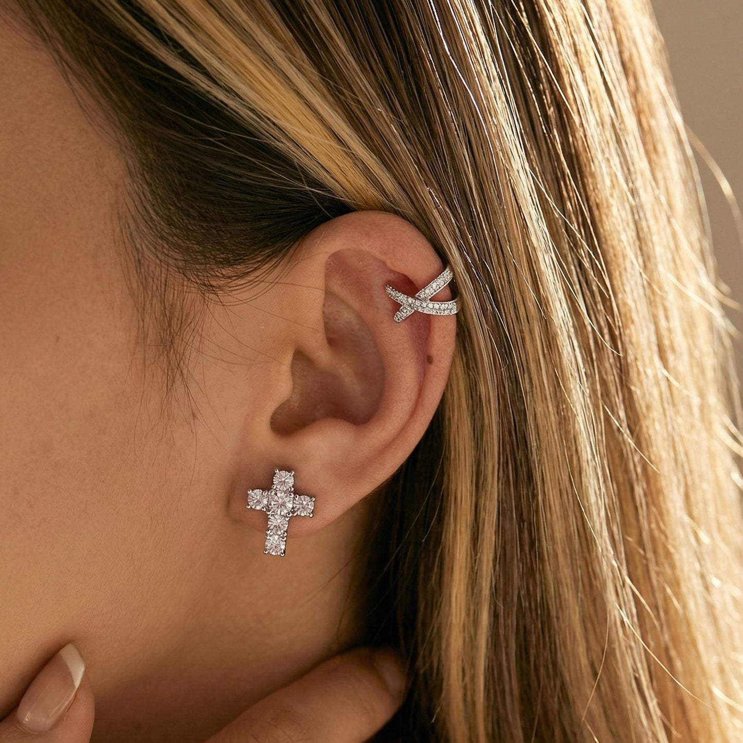 Women's Clip Light Luxury High-grade Environmental Protection Copper Geometric Earrings