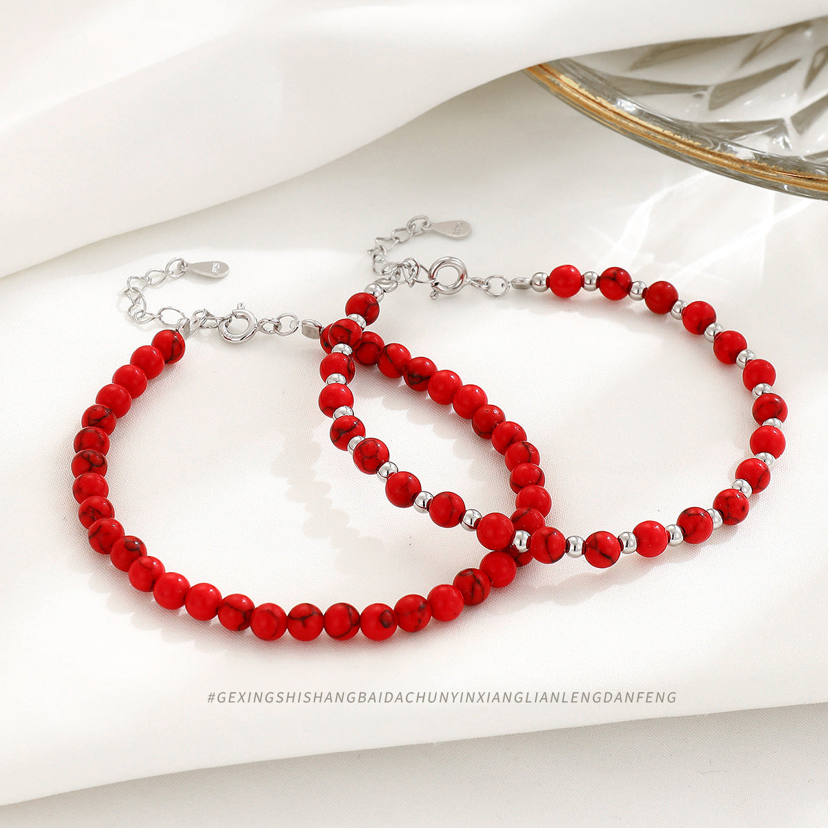 Women's Red Turquoise Sliver Beads Temperamental Minority High-grade Ornament Bracelets