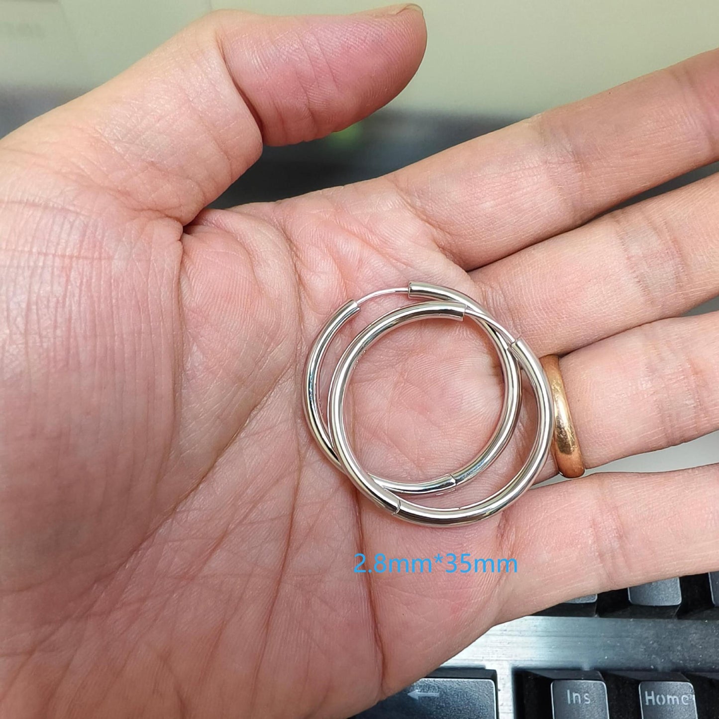 Women's & Men's Eardrop Sier Round Solid Niche Seaside Rings