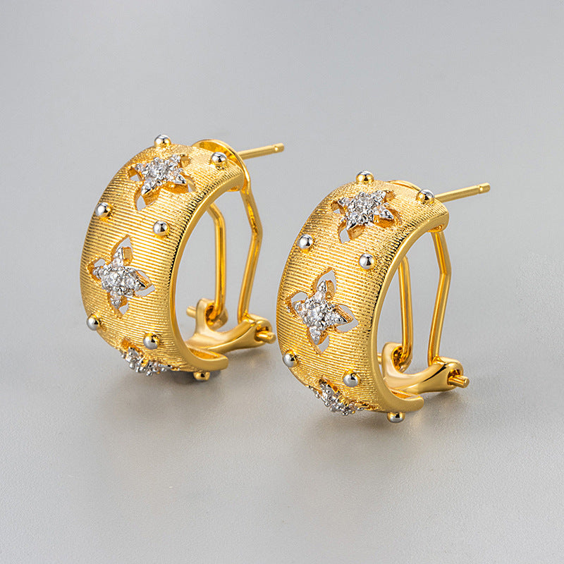 Exquisite Four-leaf Clover Sand Personality Trendy Unique Design High Stud Earrings