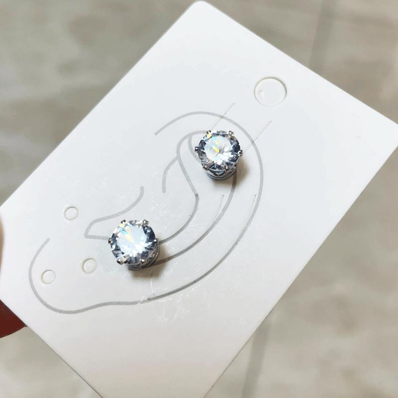 Super Flash Zircon Bone Nail Magnet Ear Clip