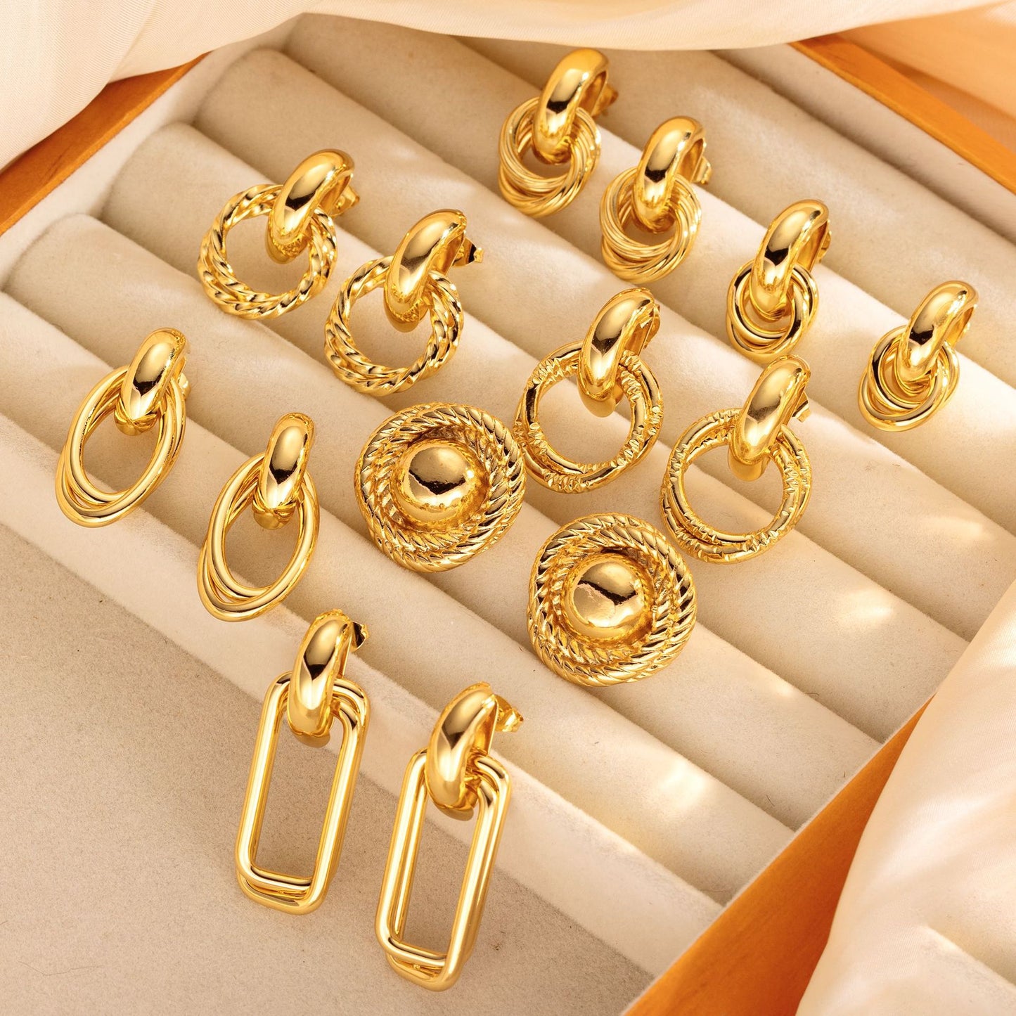 Women's Fashion Trendy Light Luxury Stainless Steel Rings
