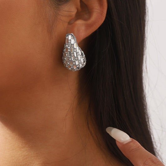 Niche Comma Glass Full Diamond Light Luxury Fashion High Earrings