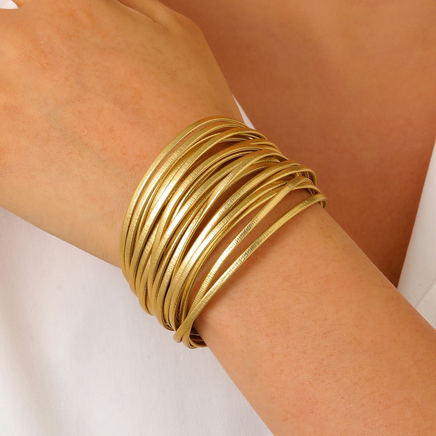 Style Alloy Vintage Wide Face Female Gold Bracelet
