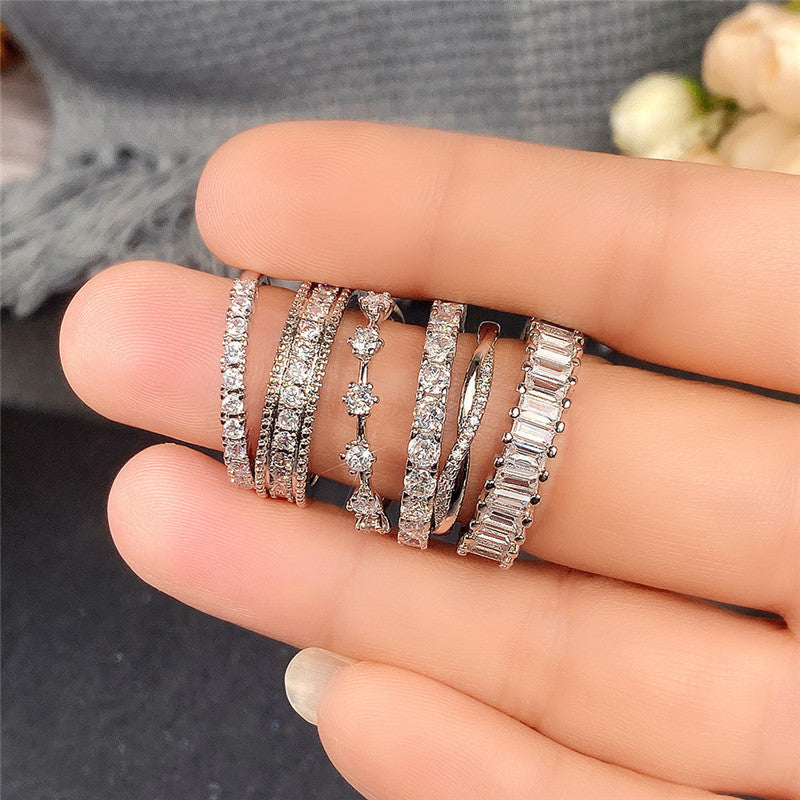 Women's Light Luxury Full Circle Over Inlaid Zircon Ring