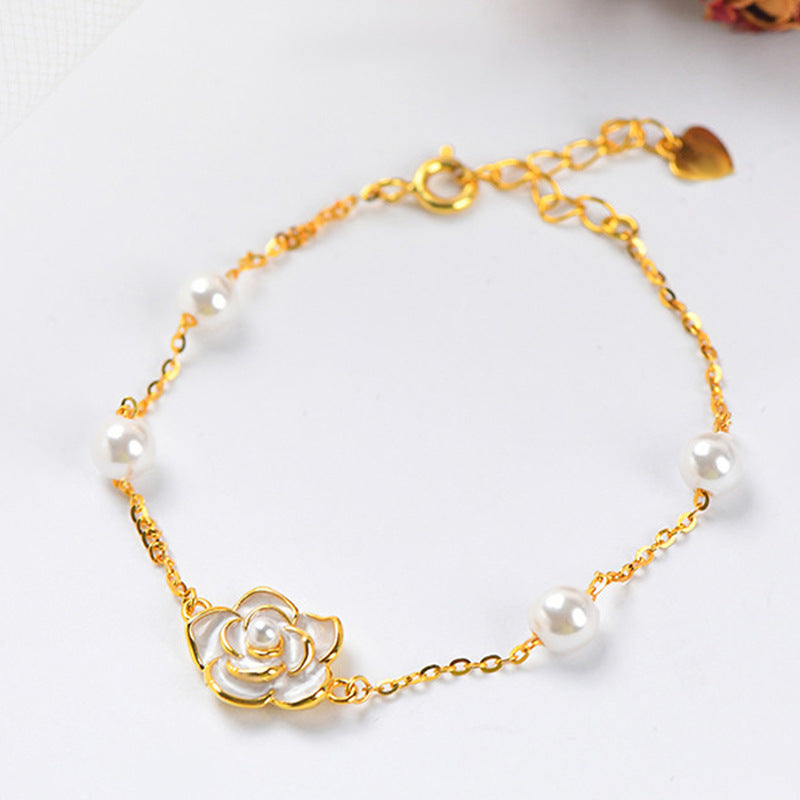 Women's Camellia Pearl French Vintage Style Temperamental Bracelets