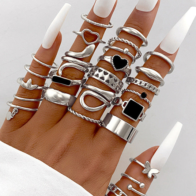 Clearance Vintage Creative Heart Hollow Butterfly Rings