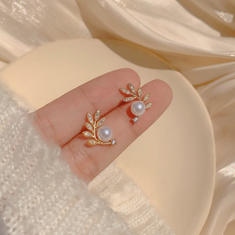 Exquisite Leaf Pearl Flash Zircon Wheat Eardrops Temperamental Rings