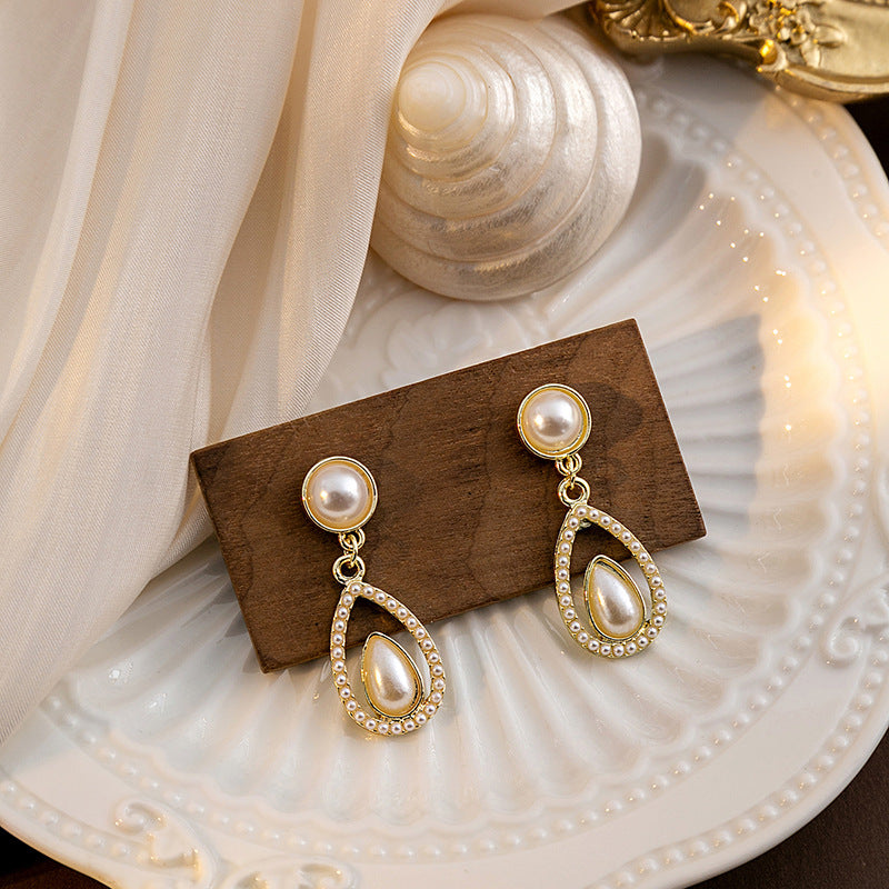 Vintage Pearl Niche Court Hollow Water Drops Earrings