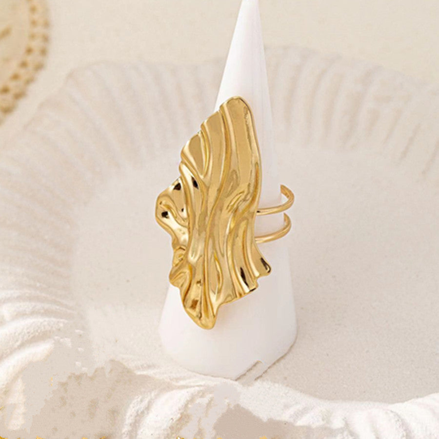 Women's Geometric Retro Style Metal Texture Pleated Rings