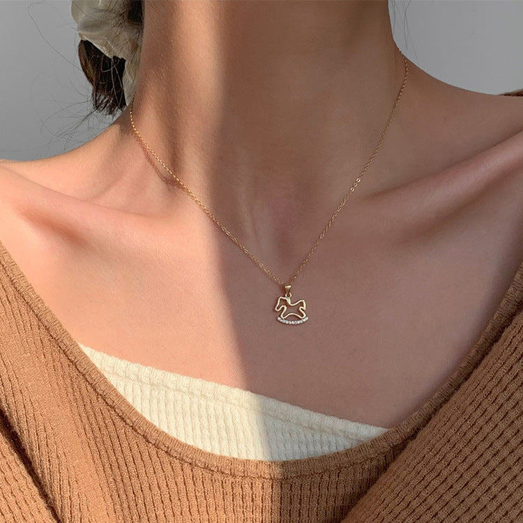 Children's Rhinestone Small Wooden Horse Female Temperamental Minority Design Style Stylish Necklace