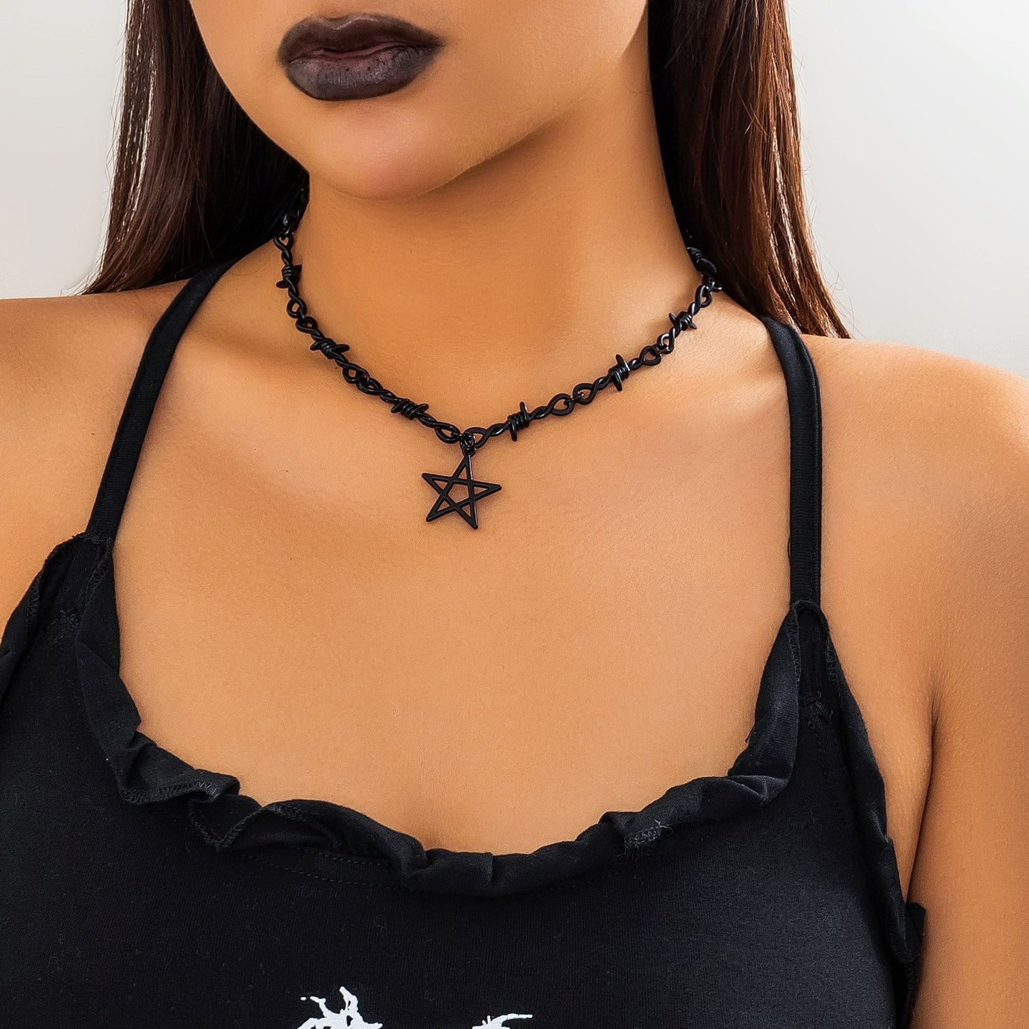 Ornament Five-pointed Star Hot Clavicle Female Niche Thorn Personality Necklaces