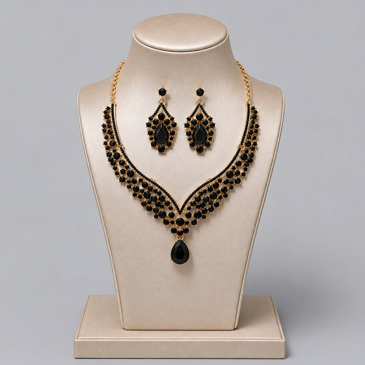 Alloy Rhinestone Light Luxury Dinner Dress Jewelry Set