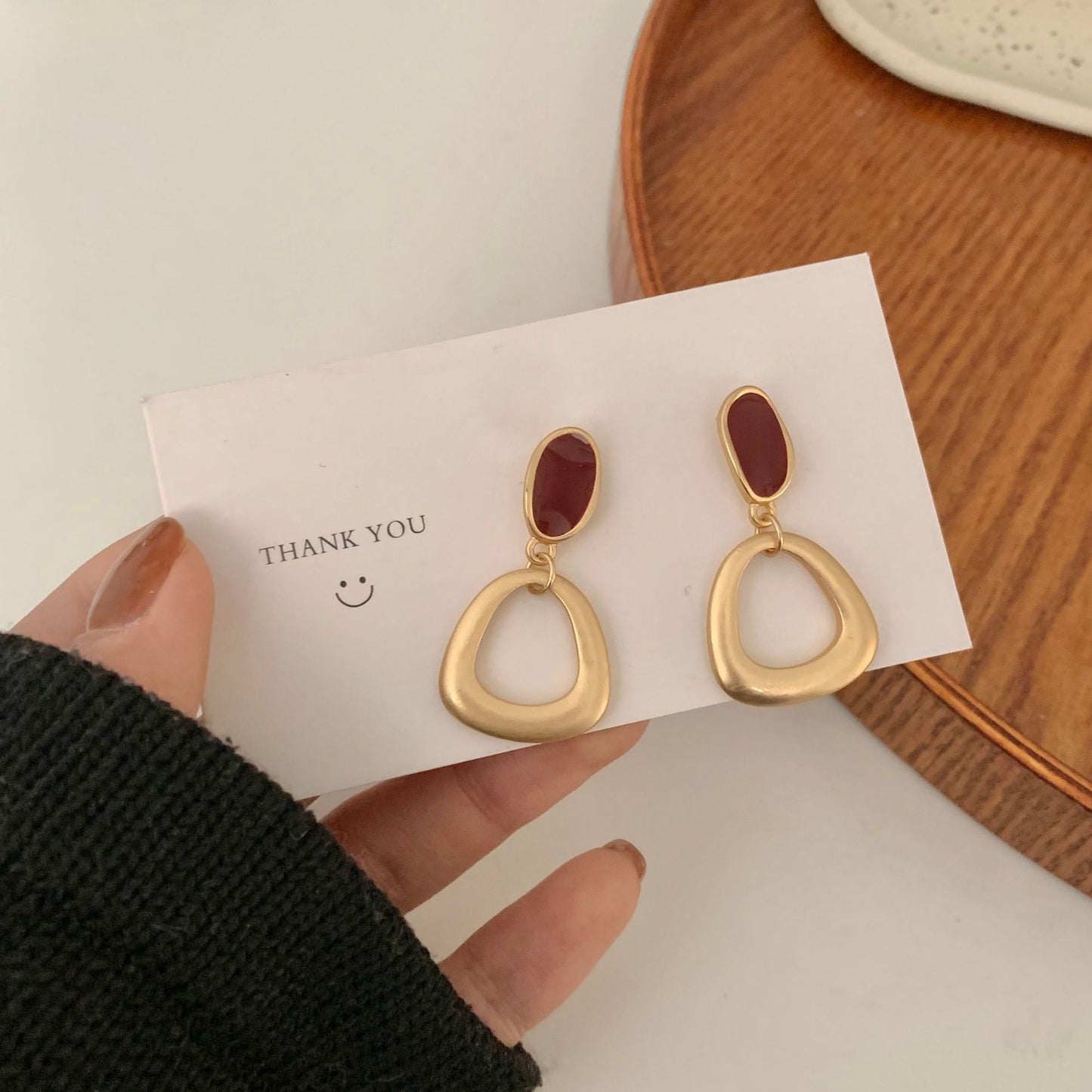 Needle Light Luxury Contrast Color Female Earrings