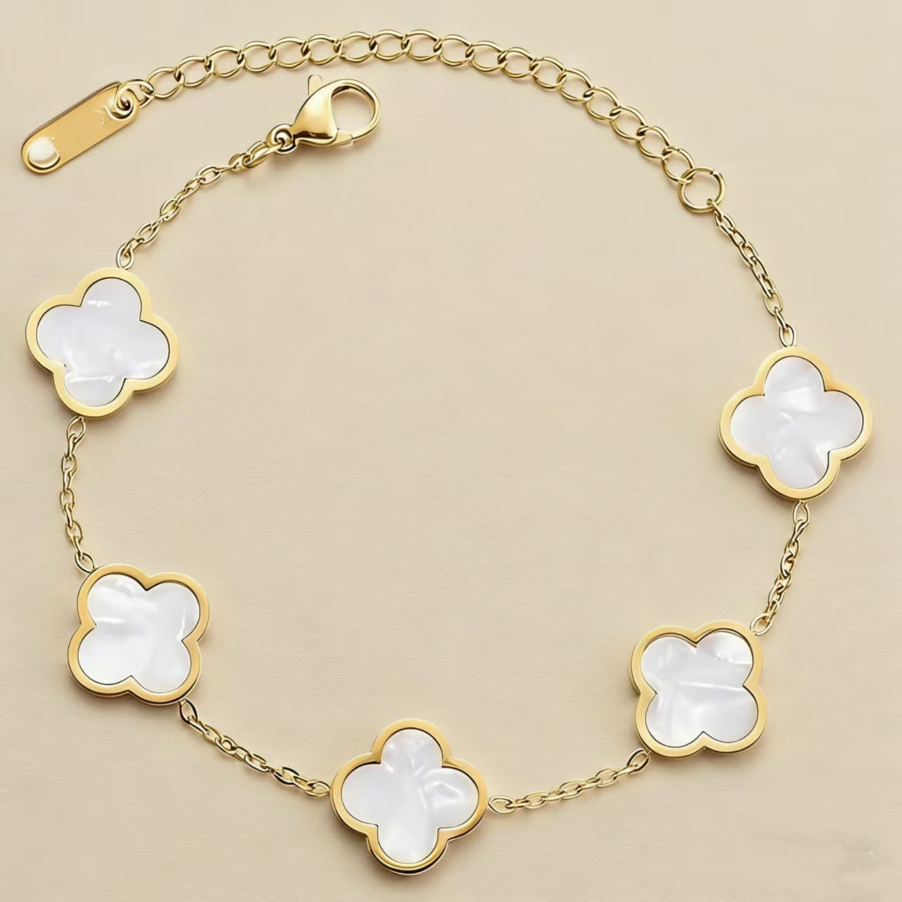 Women's Stylish Glossy Four-leaf Clover Titanium Steel Gold-plated Double-sided Bracelet