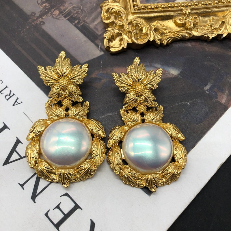 Overseas Engraved Western Sier Ear Clip Earrings