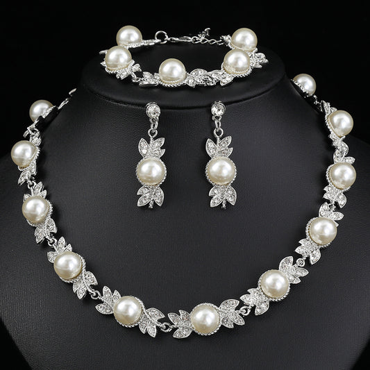 Luxury Minority Vintage Fashion Pearl Clavicle Necklaces