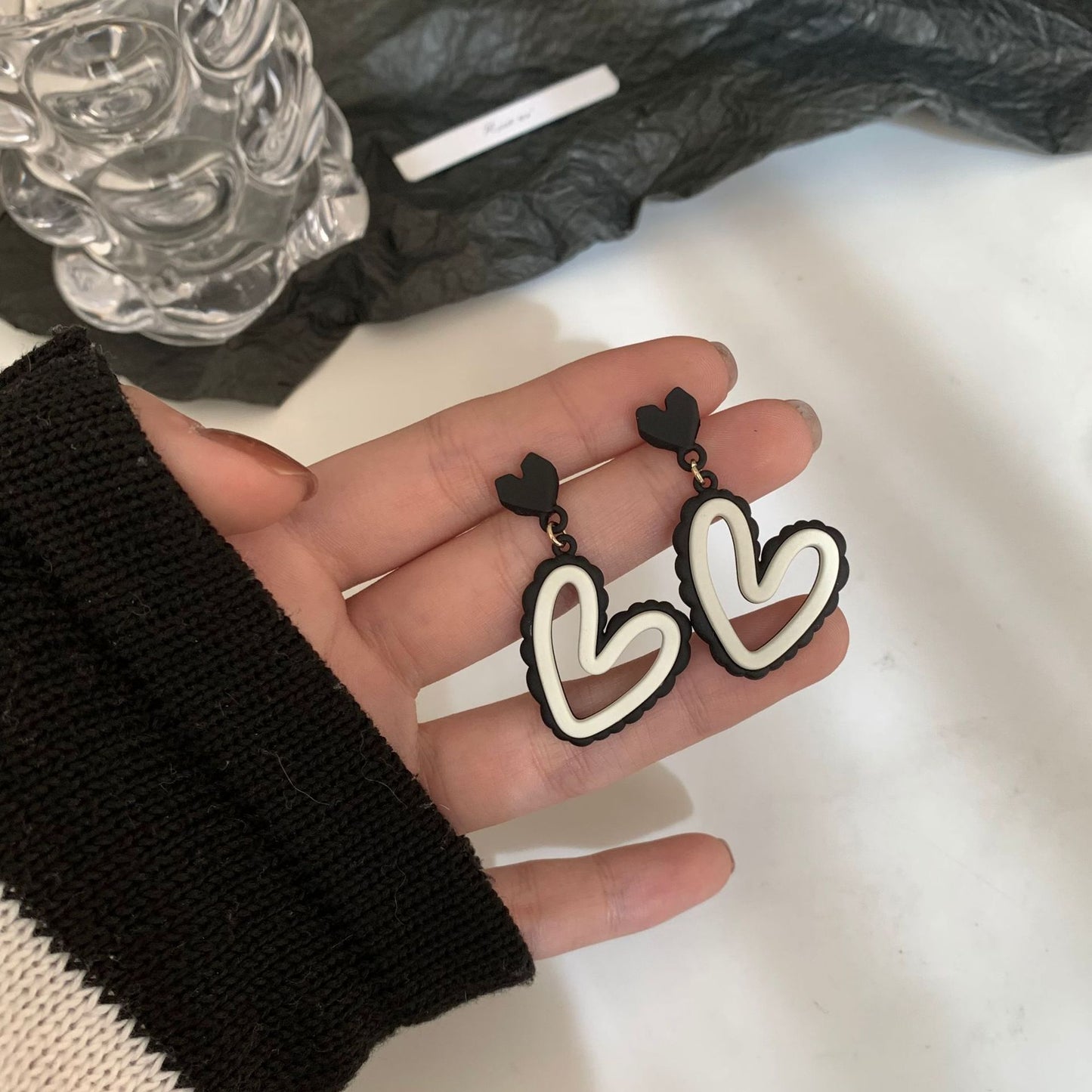 Autumn Love Black And White Color Earrings