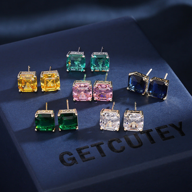 Geometric Square Zircon Sier Pin Design Small Diamond Light Luxury Stud Earrings