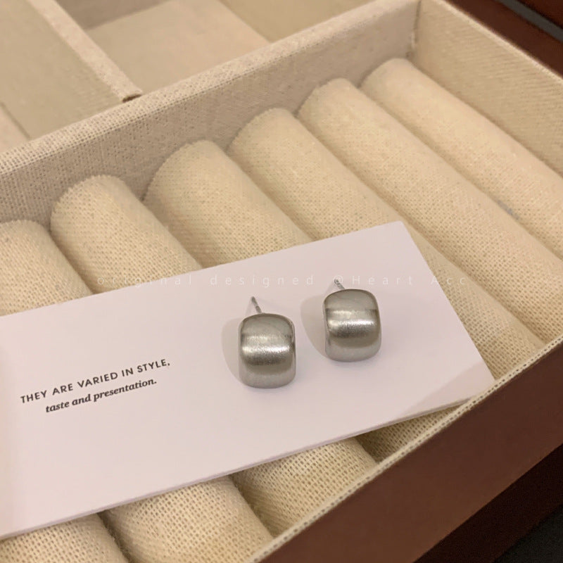 Women's Needle Light Luxury Minority Pearl Exquisite Micro Inlaid Earrings