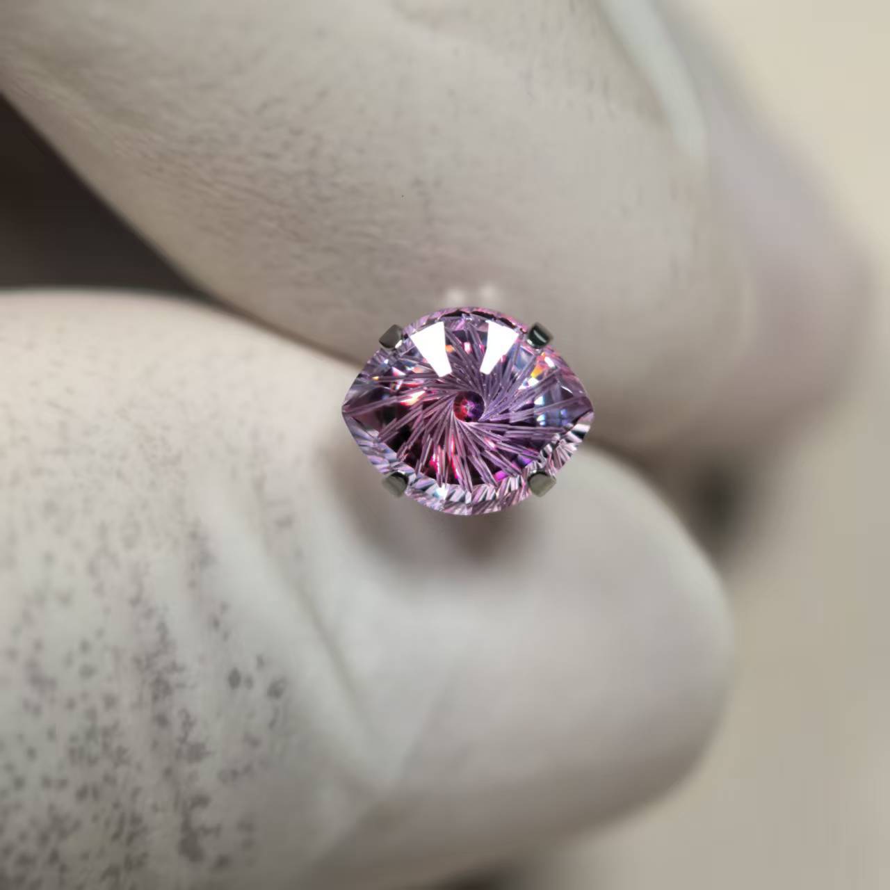 Titanium Alloy Ear Devil's Eye Flashing Zircon Bone High-grade Rings