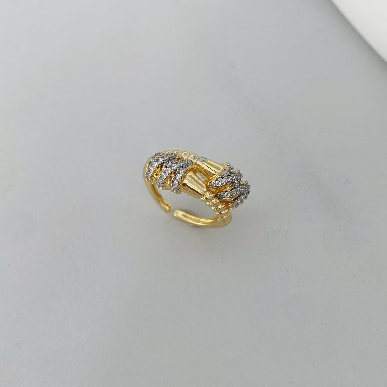 Light Luxury Twisted Inlaid Zircon Open Ring