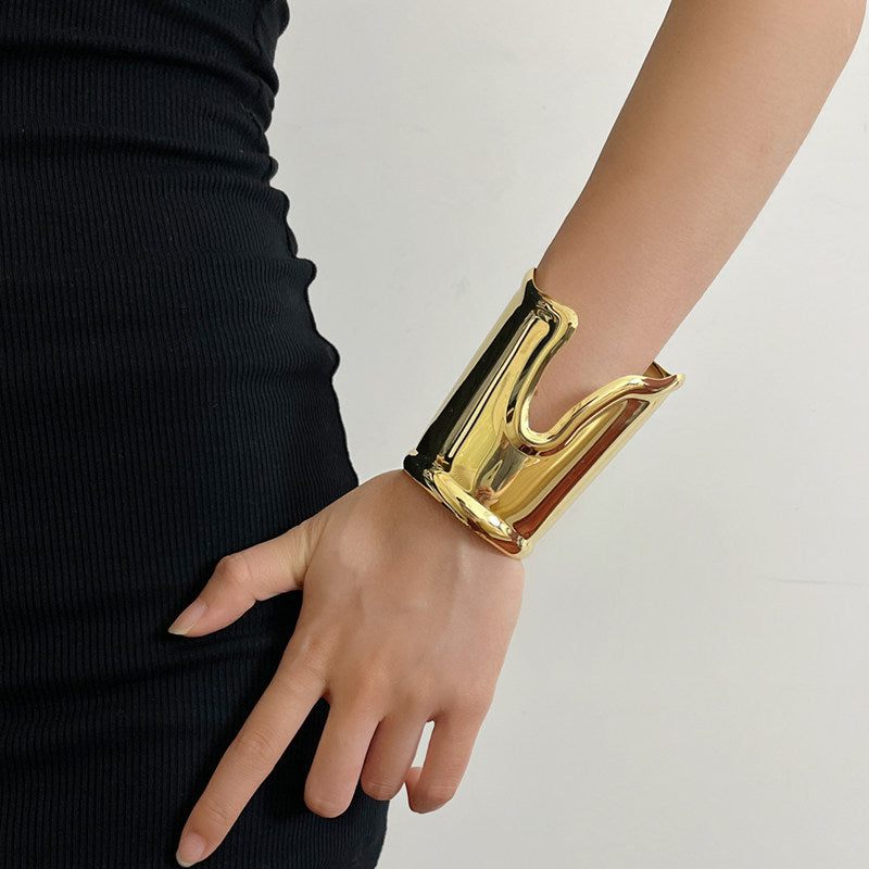 Niche Irregular Wave Cracking Wide Surface Light Luxury High-grade Bracelet