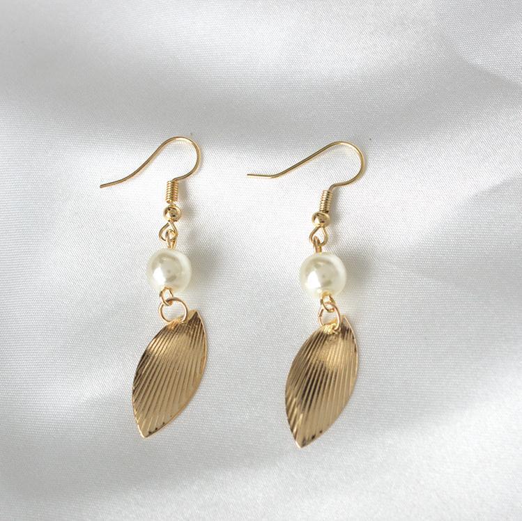 Simple Personalized Light Luxury Temperament Trendy Cold Earrings