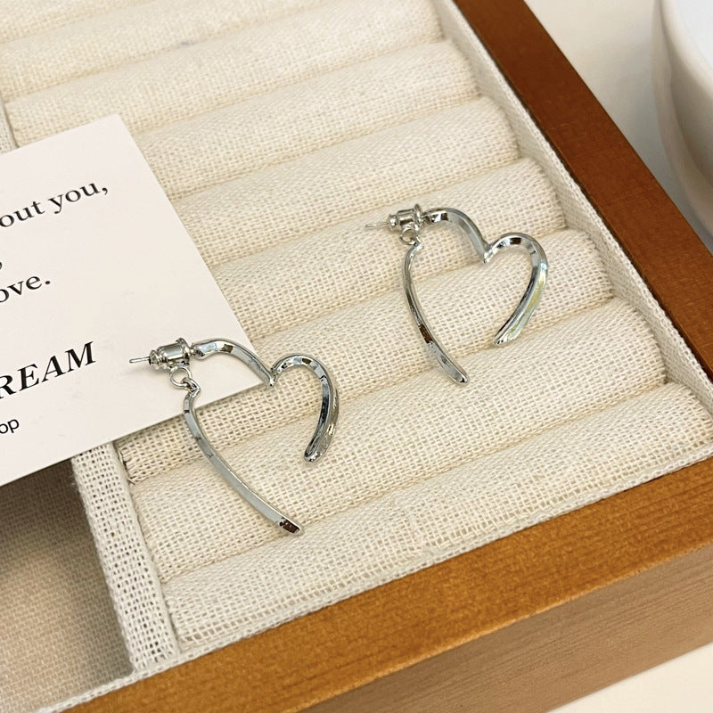 Sweet Cool Metal Simple Love Heart One Earrings